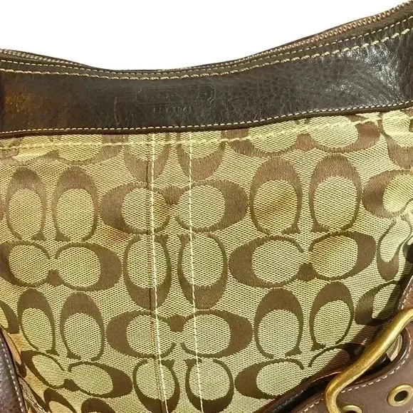 Coach vintage CC signature print canvas crossbody handbag - Picture 3 of 12